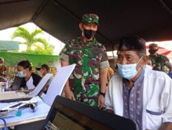 Vaksin Dipadukan Dengan Penyaluran BLTKLWN-TNI, Danrem Apresiasi Kodim 0616/Indramayu