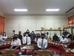 Mahasiswa Chulalongkorn University Thailand Belajar Kolintang dan Gamelan