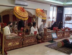 Kunjungi KBRI Canberra, Siswa Australia Belajar Bahasa Indonesia, Tari Bali dan Angklung