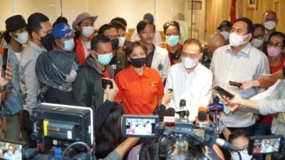 Terima Aspirasi Buruh dan Mahasiswa, Pimpinan DPR Siap Beri Ruang Partisipasi