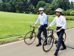 Perdana Menteri Australia Terkesan Sepeda Bambu dari Jokowi: Mau Bawa Pulang