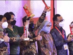 Kemendikbudristek Berhasil Raih Piala Anggakara Birawa dan Piagam Penghargaan Kompetisi P4