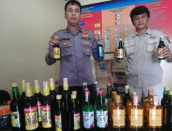 Polsek Arjawinangun Polresta Cirebon Sita Ratusan Miras