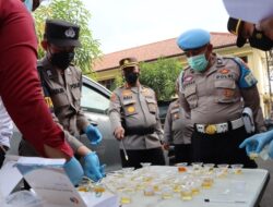 Pejabat Utama: Polresta Cirebon, Kapolsek Besrta Jajarannya Jalani Test Urine