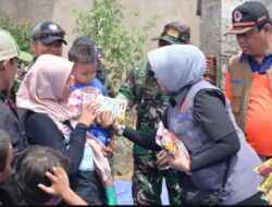Dharma Wanita Persatuan BNPB Berikan Bantuan bagi Warga Cianjur