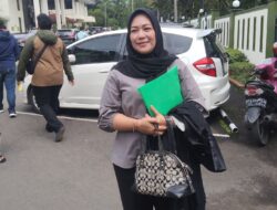 Kuasa Hukum Hendrew Sastra Husnandar Meminta Agar Klienya Dibebaskan.