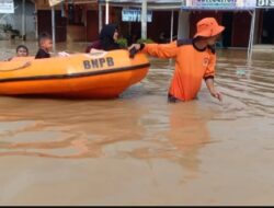Sungai Rokan Kanan Meluap, BPBD Evakuasi Warga Rokan Hulu