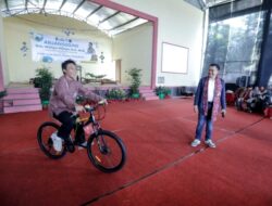 Bercerita tentang Crypto, Kadisdik Hadiahi Sepeda untuk Siswa SMAN 3 Sukabumi