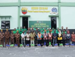 Kodim 0208/Asahan Gelar Jumat Berkah Dengan Memberikan Santunan