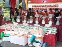 Polda Sumsel Musnahkan Ratusan Kilogram Barang Bukti Sabu-Pil Ekstasi