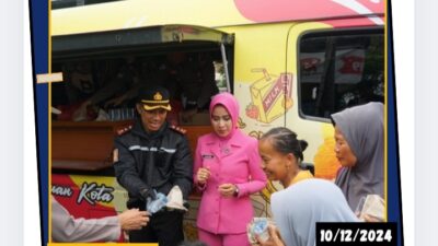Mobil Si Sumeh Polres Pasuruan Kota Salurkan Bantuan Untuk Korban Banjir di Rejoso*