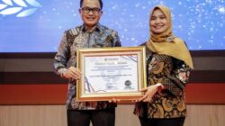 Disdik Jabar Raih Penghargaan Penganugerahan Kepatuhan Penyelenggaraan Pelayanan Publik Ombudsman 2024