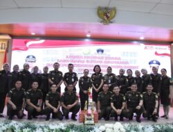 “Dalam memeriahkan Peringatan Hari Anti Korupsi Sedunia Kajati Jabar mengadakan Perlombaan Paduan Suara untuk para CPNS diwilayah Hukum Kejaksaan Tinggi Jawa Barat”