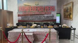 Kajati Jabar dan Kajari Sumedang Eksekusi Uang Pengganti Tindak Pidana Korupsi Pengadaan Tanah Tol Cisandawu Sesi I