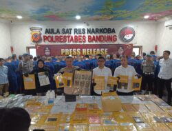 Sebanyak 63 tersangka dari 46 kasus penyalahgunaan narkoba telah ditangkap oleh Sat Narkoba PolrestabesBandung.