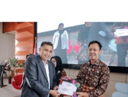 Seribu Guru dan Tenaga Pendidikan Menulis, Plt. Kadisdik: Bukti Guru Miliki Best Practice yang Baik