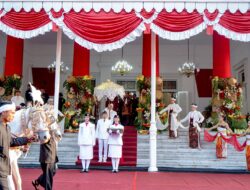 HUT Ke-80 RI Tingkat Jabar, Kereta Kencana Membawa Duplikat Bendera Pusaka