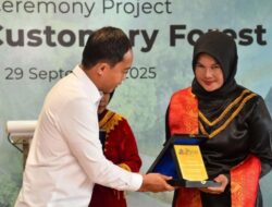 Menteri Raja Juli Antoni Targetkan Penetapan 70.000 Hektare Hutan Adat