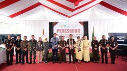 Kepala Kejaksaan Tinggi Jawa Barat Dr. Hermon Dekristo, S.H., M.H. Meresmikan Griya Adhyaksa Pegawai & Rumah Dinas Eselon IV Kejaksaan Negeri Indramayu