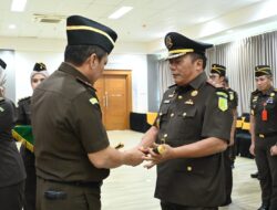 KAJATI JABAR LANTIK KEPALA KEJAKSAAN NEGERI KABUPATEN SUKABUMI DAN KOORDINATOR PADA KEJAKSAAN TINGGI JAWA BARAT