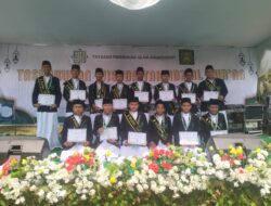 MENCETAK GENERASI PENGHAFAL AL-QUR’AN UNTUK MASA DEPAN GEMILANGTasyakuran Wisuda Tahfidz Al-Qur’an Digelar Khidmat di Desa Karya Indah
