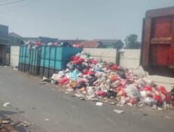 ​DUGUAN PUNGLI & RETRIBUSI BODONG: Sampah Bekasi Timur Menumpuk, Uang Warga Tetap Dikeruk